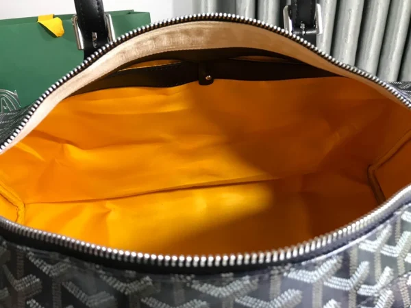 Elegant Travel Bag Size: 48*23*24cm