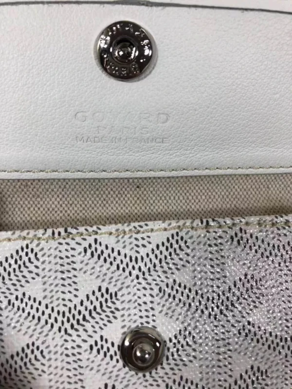 Goyard Size: 30*20cm