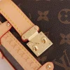 Louis Vuitton Model: 46358 Size: 23x16x6cm
