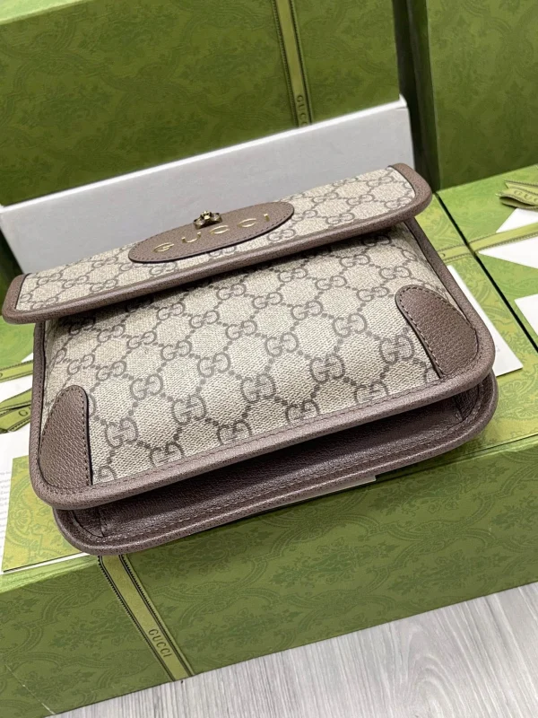 Model: 501050 Size: 22*16.5*4cm