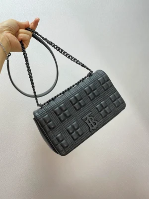 Backpack Size:22.5 x 4 x 13.5cm Code:650678
