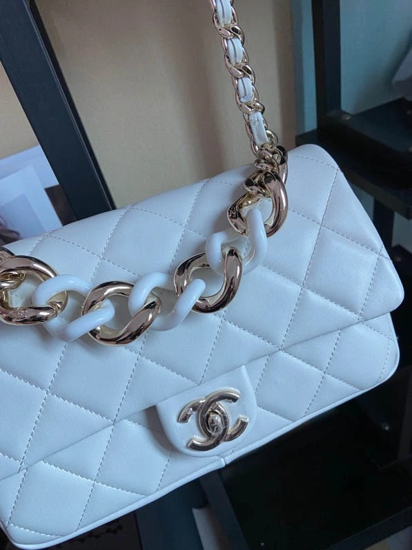 680AS1354 Size: 16*24*6cm