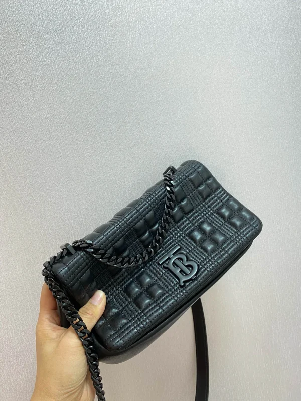 Backpack Size:22.5 x 4 x 13.5cm Code:650678