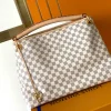 Louis Vuitton Size: 46 x 32 x 24 cm
