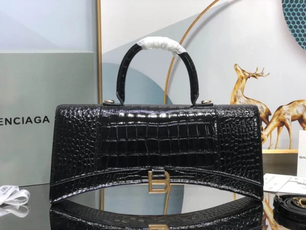 Balenciaga Handbag Model: DG-1007 Size: 6*15*35cm