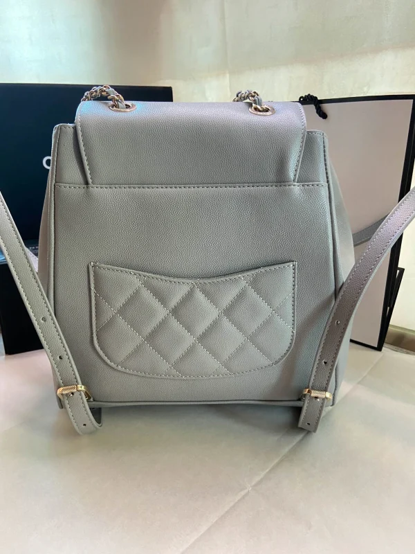 Backpack Size: 24*21*16cm Model Number: AS3531