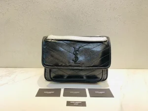 Model£º633158 Size£º28x20.5x8.5cm
