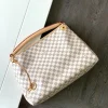 Louis Vuitton Size: 46 x 32 x 24 cm