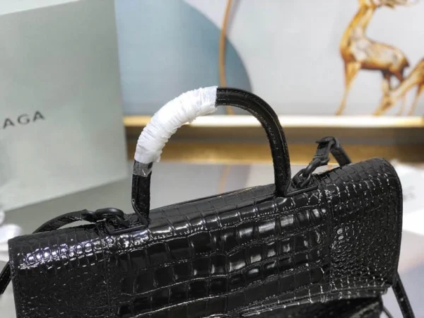 Balenciaga Handbag Model: DG-1007 Size: 6*15*35cm