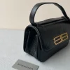Gossip bag crossbody size: 23.5x12.4x10.4cm