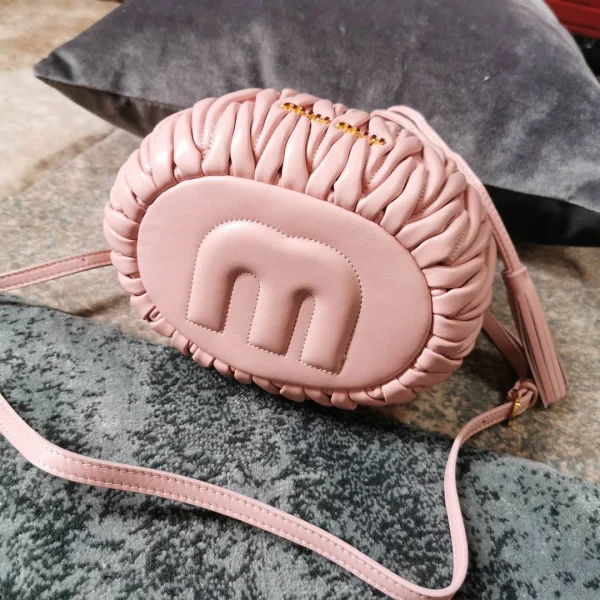 Miu Miu sheepskin size: 18, 20, 12 light pink Model: 5BE014