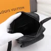 Louis Vuitton Model: 69404 Size: 15x17x8cm