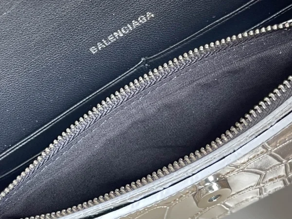Balenciag Model No.:199 Size:19X12X5cm