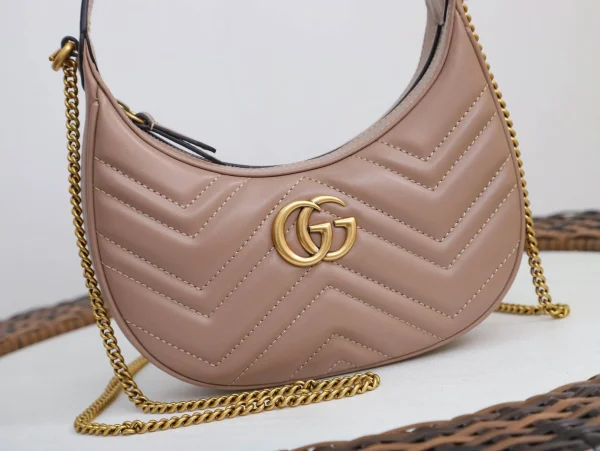 Model: 699514 Size: 21.5x11x5cm