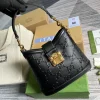Model: 675788 Size: 25*21x9cm