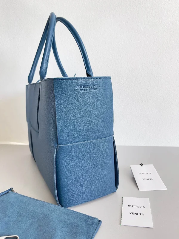 BV ARCO TOTE Handbag Size:38x25 609175