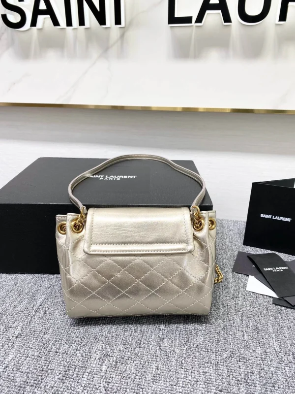 Lambskin Size£º18x13x6cm Code£º672838