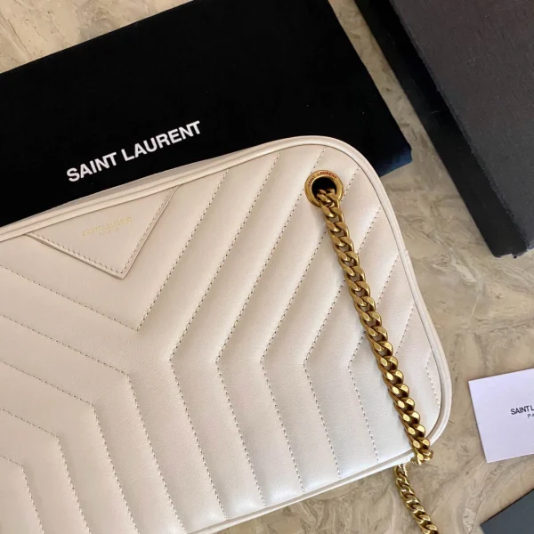 Saint Laurent Shoulder slant model bag Size: 28x17x8.5cm Code: 671691