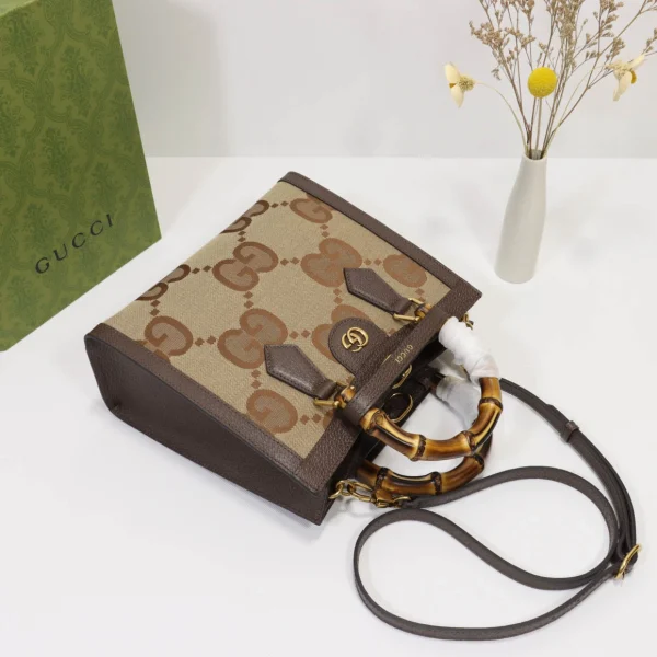 Model: 660195 Size: 27x24x11cm