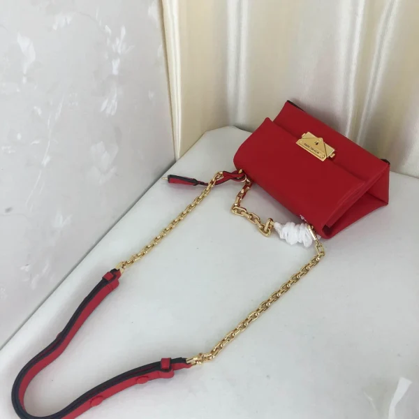 MK Handbag Size: 18/13/9cm