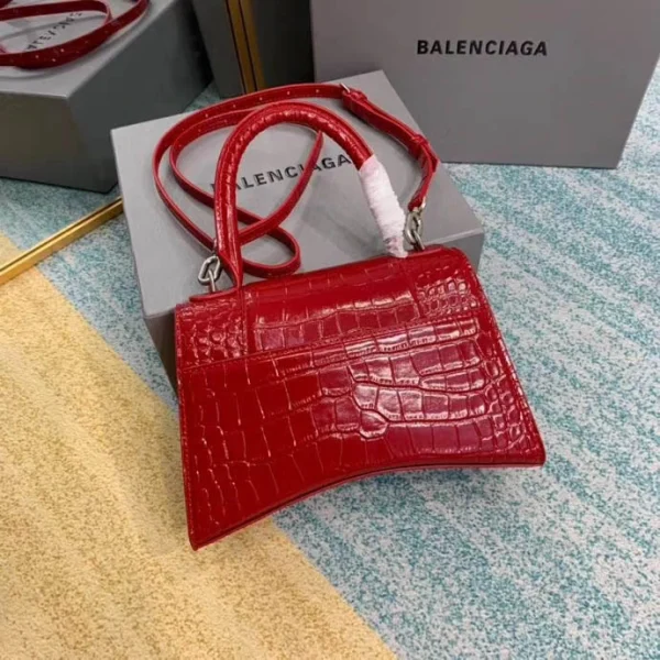 Hourglass bag Model: 8895 Size: 23x10x24cm
