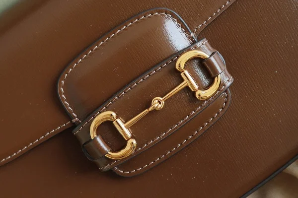 Model: 658574 Size: 20.5*14.5*5cm