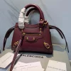 Burgundy Size: 18cm