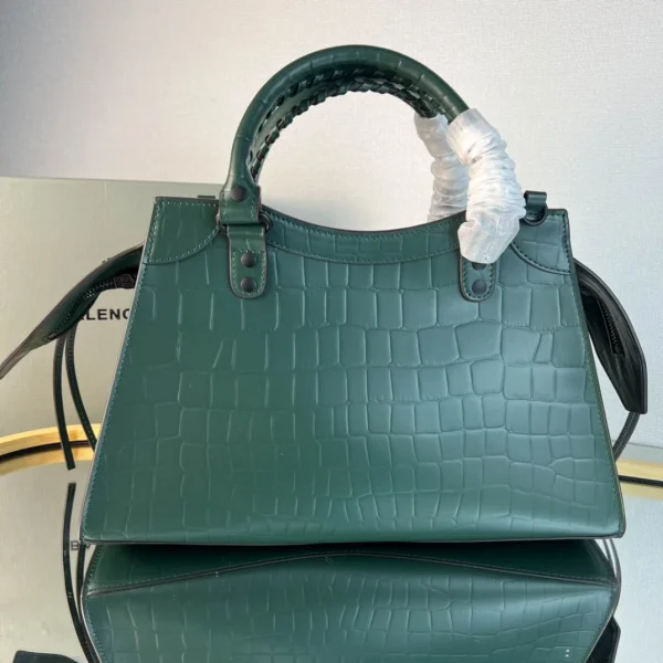 Balenciag Neo Classic Casual Size: 25*33*13*20cm