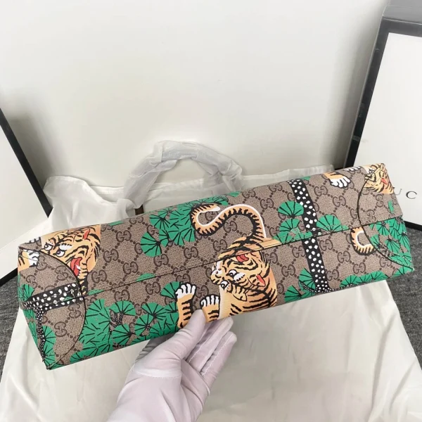 Model: 412096 Size:38*28*12cm