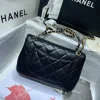 Black Size: 14x22x8cm