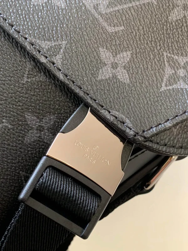 LV Model: M40511 Size 32*23*9cm