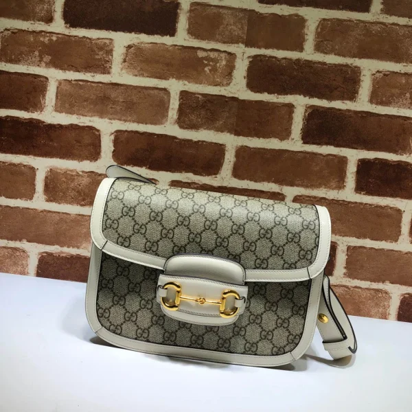 Model: 602204 Size: 25x18x8cm