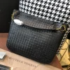 BV Briefcase Size: 33cm Black