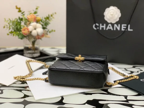 Black Vintage Backpack Size:20x19x8cm