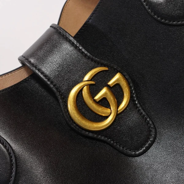 Model: 649577 Size: 35x32x11cm