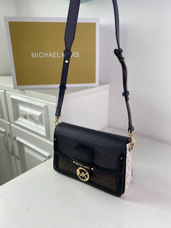 Mk Size: 25/17/9cm Model: 9923