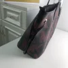 MK Model: 002 Size: 372917cm Size: 28*17cm