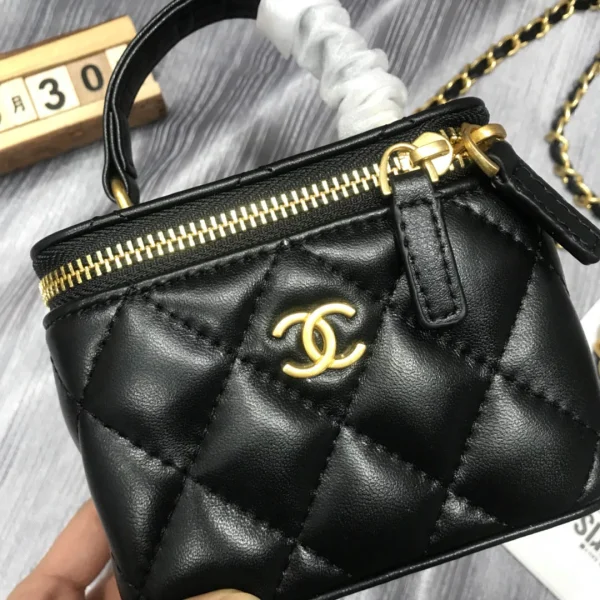 Bucket Bag Model No.;5865