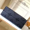 Louis Vuitton Size: 41.0 x 34.0 x 19.0 cm