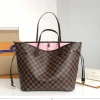 Louis Vuitton Size: 32*29*17cm