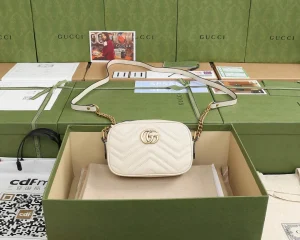 Marmont Series Model: 448065 Size: 18*12*6cm