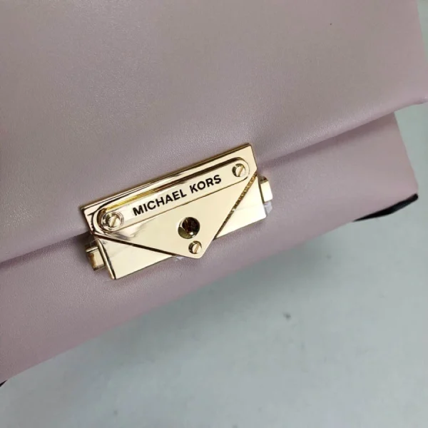 MK Chain Handbag Size:18/13/9cm