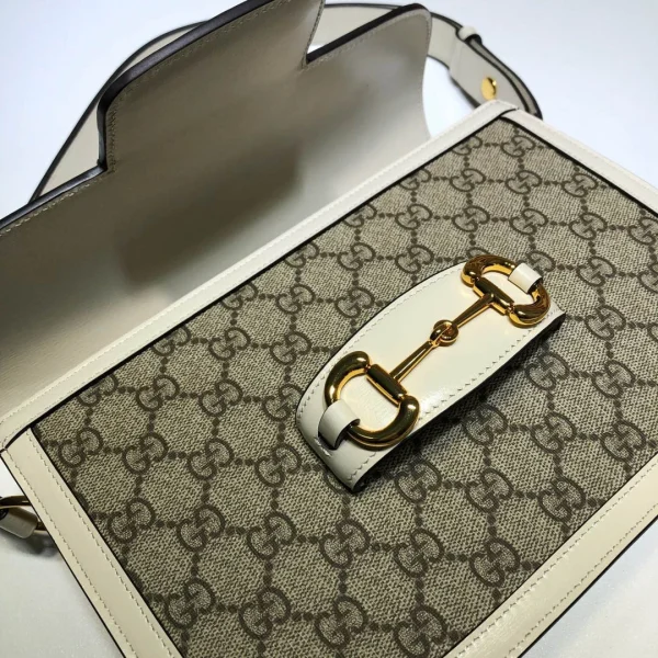 Model: 602204 Size: 25x18x8cm