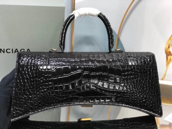 Balenciaga Handbag Model: DG-1007 Size: 6*15*35cm