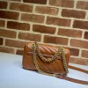 Model: 446744 Size: 23x14x6cm