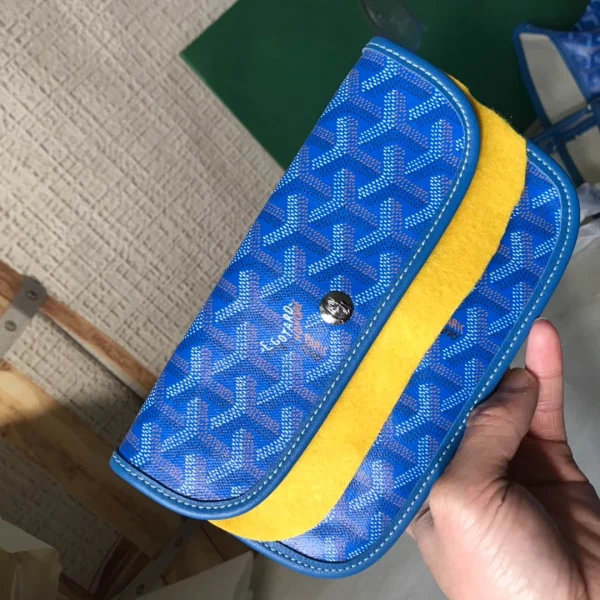 Goyard size:22*7*18cm