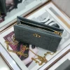 Caro Chain Clutch Size:19x14x3cm