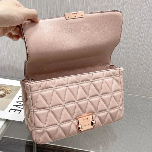 MK small fragrant style sheepskin bag chain pink Size: 25CmX16cmX8.5cm