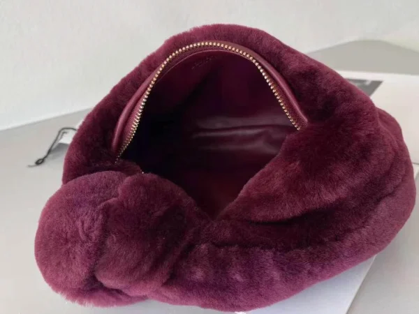 BV Bottega Veneta bag Size: 27x23cm 680697