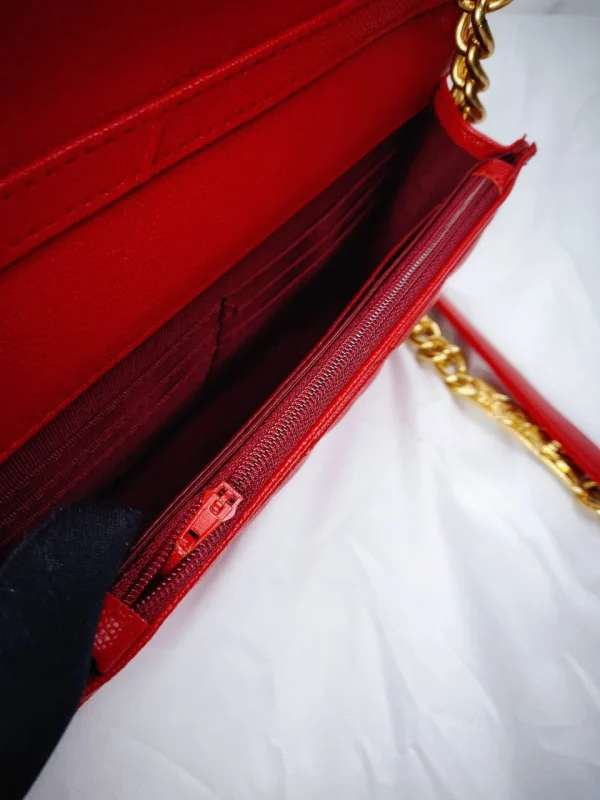 Ball grain leather Size: 19x12.5x3.5cm Style: 1913